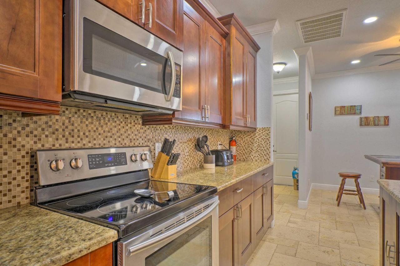 Canalfront Cape Coral Home With Patio And Grill! Exterior foto